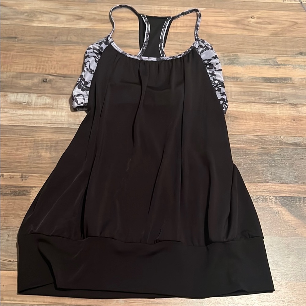 NWOT Onzie Bra tank